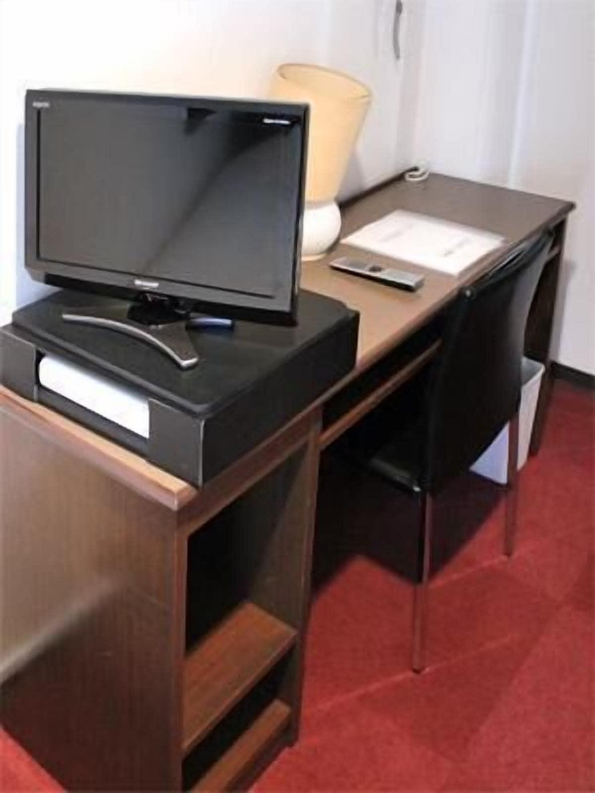 Hotel Livemax Budget Iyo Mishima Shikokuchuo Ngoại thất bức ảnh
