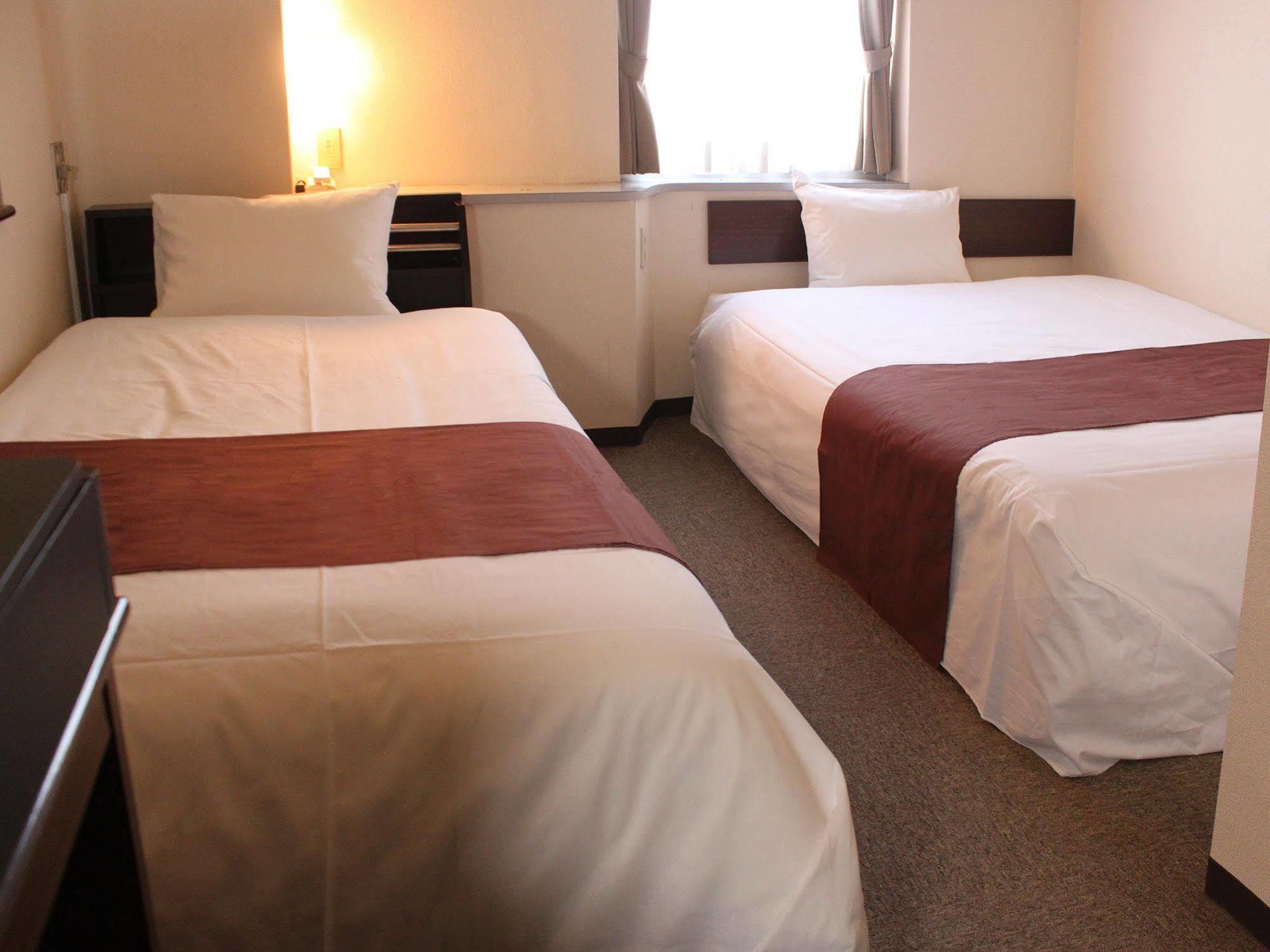 Hotel Livemax Budget Iyo Mishima Shikokuchuo Ngoại thất bức ảnh