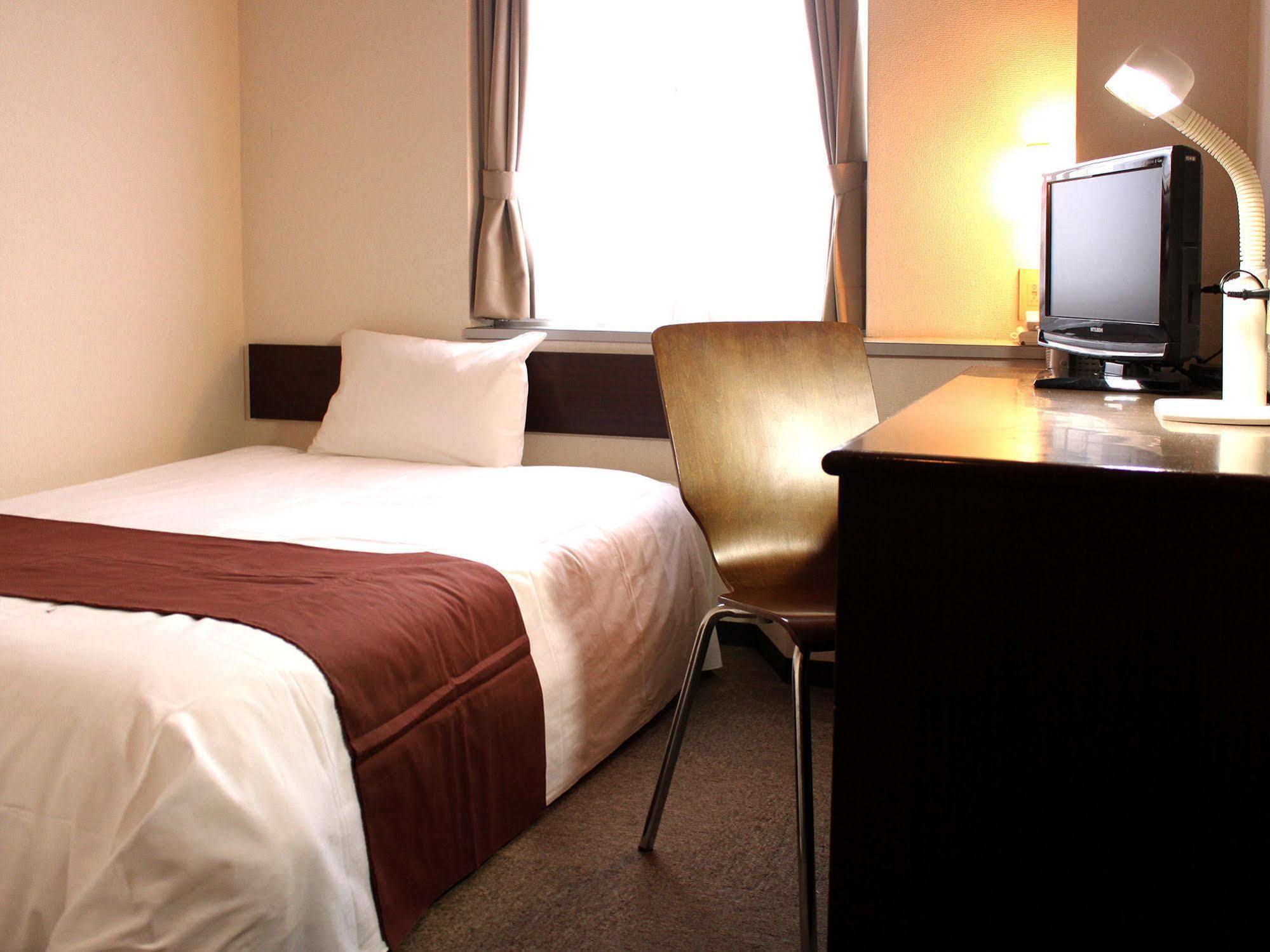 Hotel Livemax Budget Iyo Mishima Shikokuchuo Ngoại thất bức ảnh